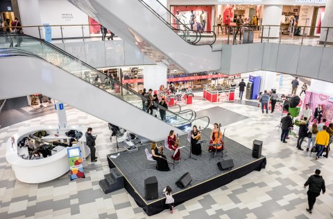 Cvartet - Sfantul Valentin - Mall Plaza Romania - Strada Lujerului