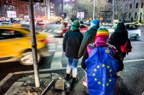 Protest anticoruptie - Piata Victoriei