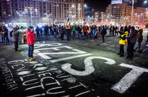 #rezist - Protest anticoruptie - Piata Victoriei