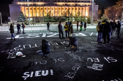 #rezist - si eu, tu? - Protest anticoruptie - Piata Victoriei