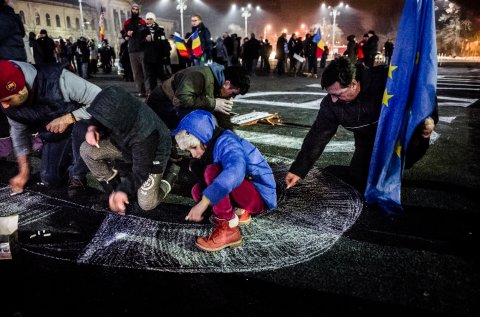 Protest anticoruptie - Piata Victoriei