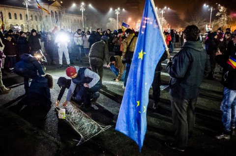Protest anticoruptie - Piata Victoriei