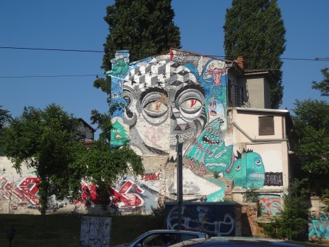 Grafitti pe Berzei
