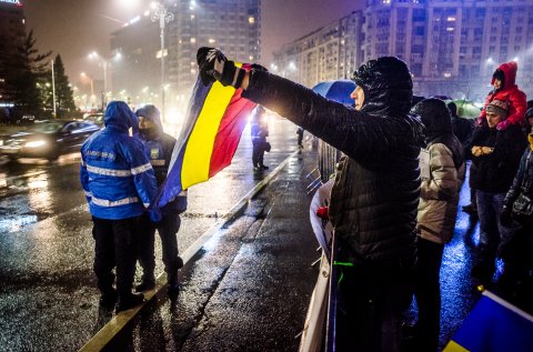 Protest anticoruptie - Piata Victoriei