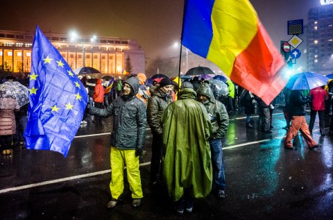 Protest anticoruptie - Piata Victoriei