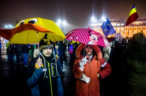 Protest anticoruptie - Piata Victoriei