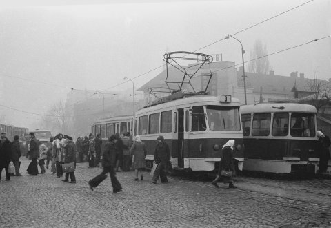 linia 3 P-ta 1 Mai - cinema BUCEGI 01.12.1976