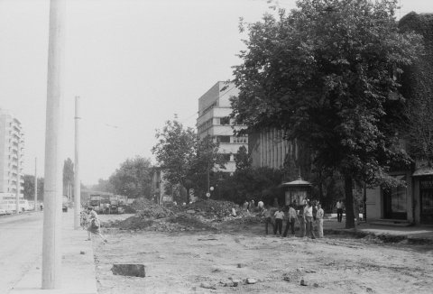 Piata 1 Mai  (sediul IDEB pe dreapta) 08.06.1977