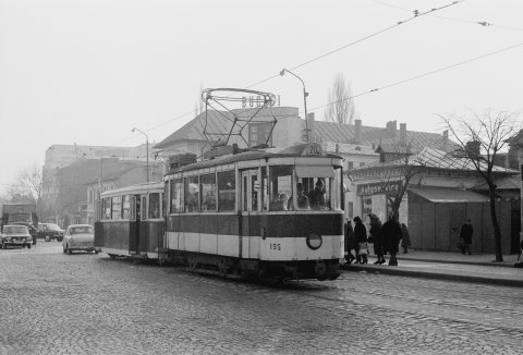 Piata 1 Mai -Cinema BUCEGI 05.01.1977