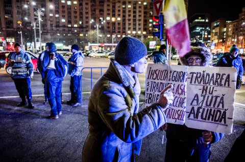 Protest anticoruptie - Piata Victoriei