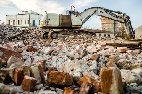 Demolare - Calea Serban Voda