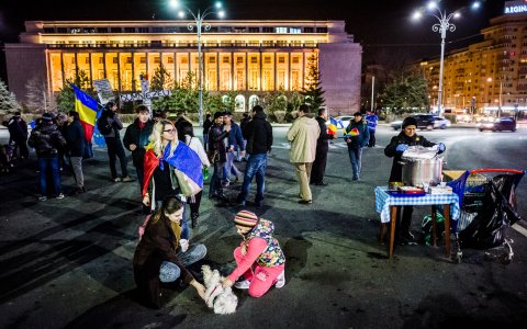 Protest anticoruptie - Piata Victoriei