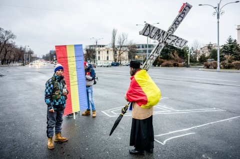 Protest anticoruptie - Piata Victoriei