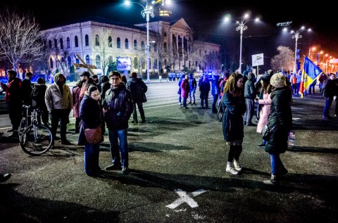 Marcaj pentru o stea - Protest anticoruptie - Piata Victoriei