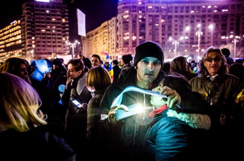 Protest anticoruptie - Piata Victoriei