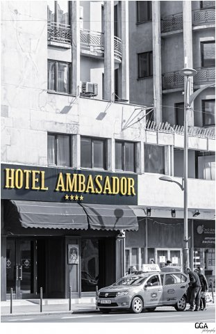 Turisti la Hotel Ambasador