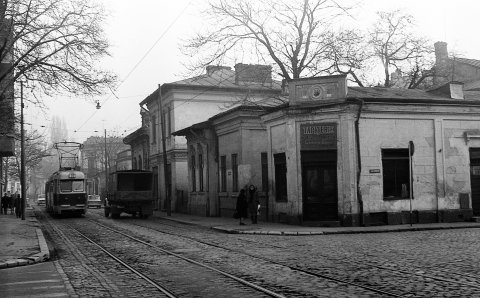 Calea Calarasilor, intersectie cu strada Romulus