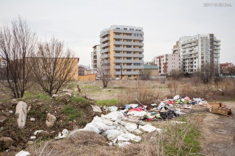 Blocuri cu vedere spre Lacul Morii