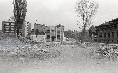 Demolarea cartierului URANUS, amplasamentul Casei Poporului - 1982