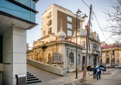 Casa asteptand demolarea - Strada Maria Rosetti Nr. 4