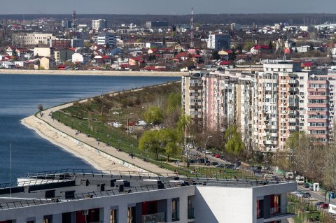 Lacul Morii și cartierul Crangasi - Vedere din SEMA Parc - RiverView House