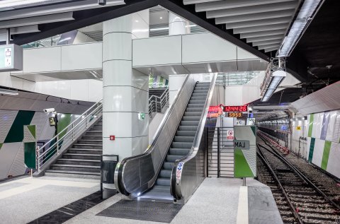 Peron - Statia de metrou Laminorului