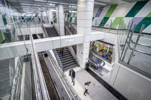 Peron - Statia de metrou Laminorului