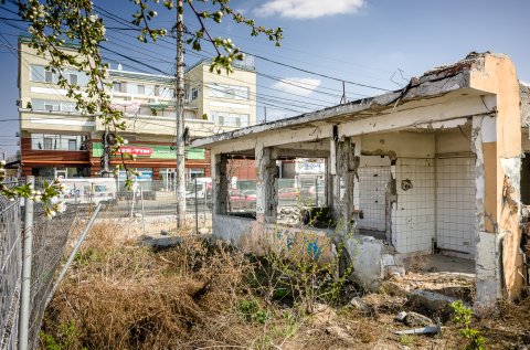 Ruine - Strada Mitropolit Varlaam