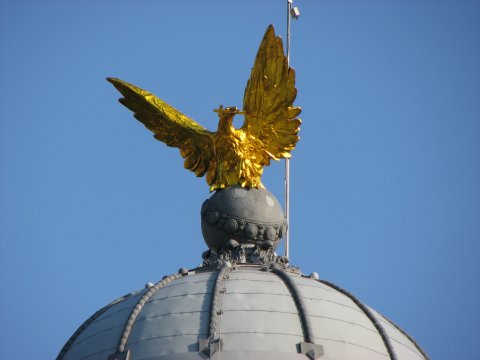 Acvila de pe cupola mitropoliei