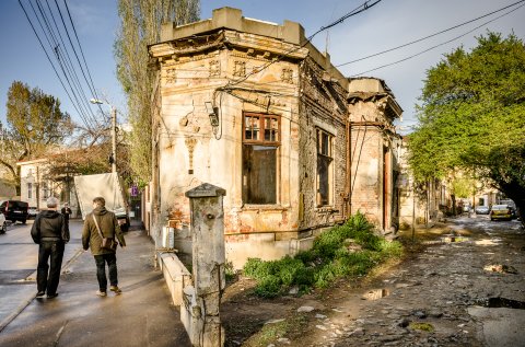 Casa abandonata - Strada Parfumului