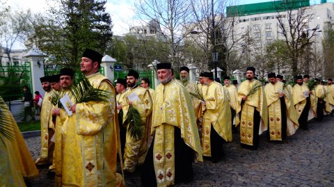 Preoti la Procesiunea de Florii de pe Dealul Mitropoliei