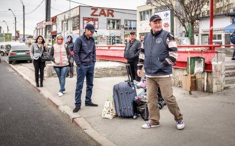 Stația Peneș Curcanul - Șoseaua Mihai Bravu