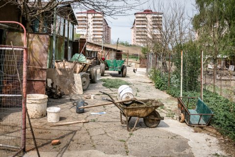 Fermă - Popești-Leordeni