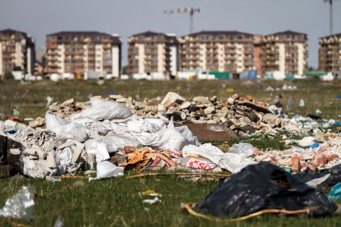 Gunoi - Strada Teiuș