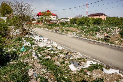 Gunoi - Strada Teiuș