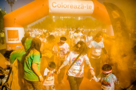 Portocaliu - The Color Run 2017