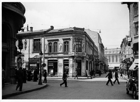 Strada Edgar Quinet la intersecția cu Strada Academiei