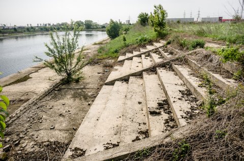 Scari - Portul Bucuresti Glina