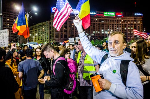 Protest anticorupție - Piața Victoriei