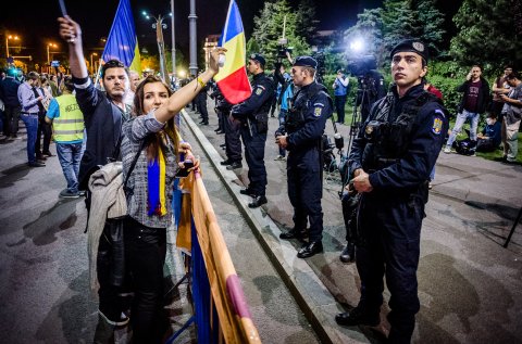 Protest anticorupție - Piața Victoriei