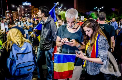 Protest anticorupție - Piața Victoriei