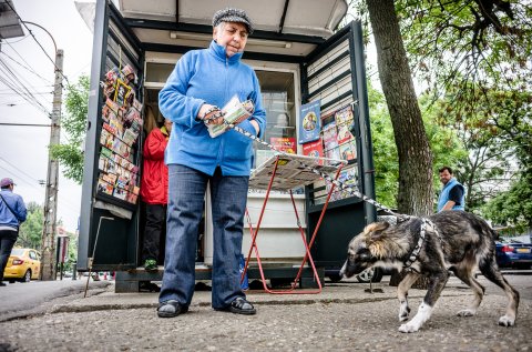 Chioșc de ziare - Bulevardul Bucureștii Noi