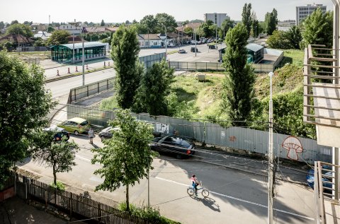 Strada Episcopul Vulcan vazută dintr-un bloc