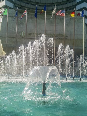 Fantani arteziene la  hotelul Intercontinental