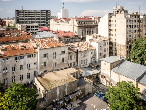 Vedere spre Cercul Militar Național