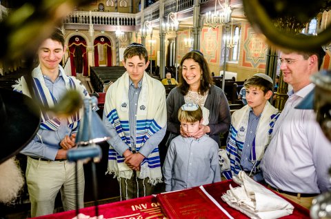 Bar Mitzvah - Templul Coral