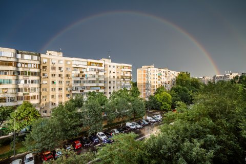 Curcubeu - Calea Văcărești