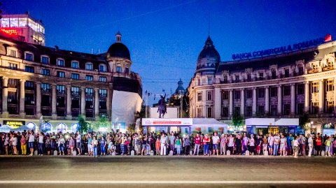 Protest pro DNA - Piața Universității