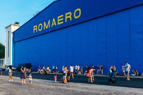 BIAS 2017 - Bucharest International Air Show pe aeroportul Baneasa, romaero hangar