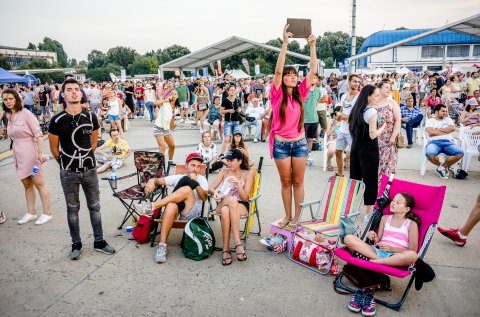 Spectatori - BIAS 2017 - Aeroportul Băneasa